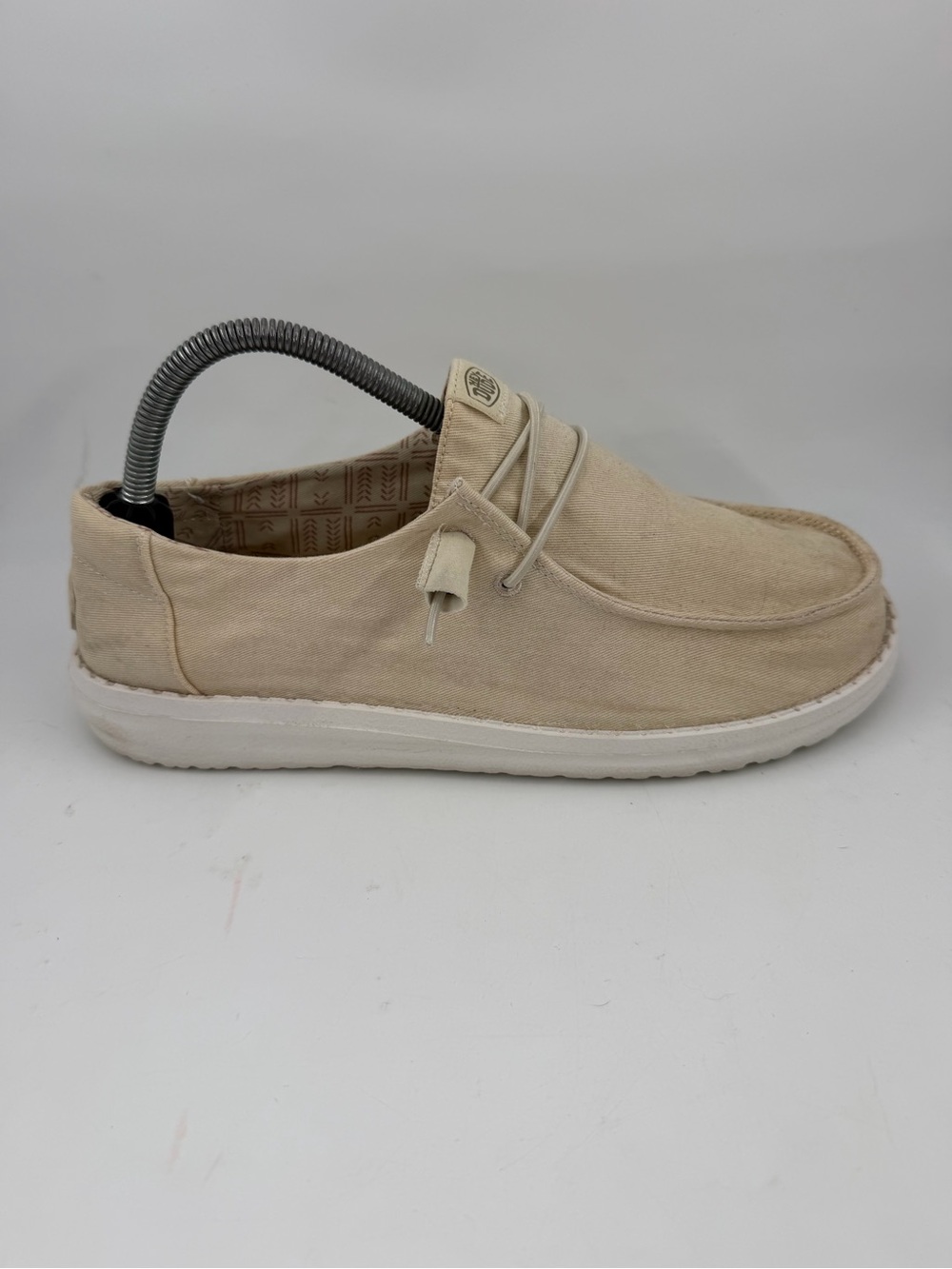 Hey Dude Women’s Wendy Off-White - SZ 9- Slip-On Comfort Loafers Moccasin  Shoe